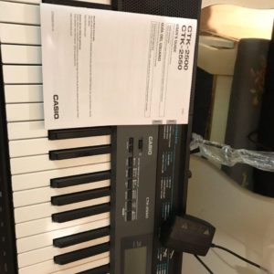 Casio ctk-2550 61 Keys Keyboard W/Power Cord