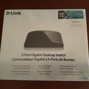 Berndt New, D-Link 5-port Gigabit,10/100/1000/Mbps Switched port (DGS-1005G)