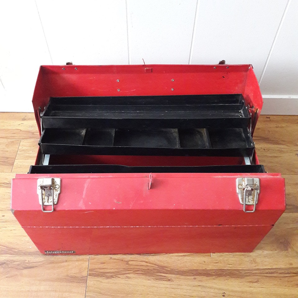 International Tool Box H12" x W9" x L21" Good Condition Vancouver