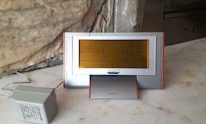 Electric Oregon clock alarm Weather Station Thermometer Atomic Clock,(2050)
