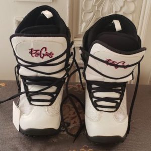 FLYGIRLS, Snowboard boots, size us 6   #394+18